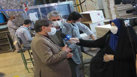  بازدید استاندار سمنان به اتفاق رئیس دانشگاه علوم پزشکی استان سمنان از شرکت کندر 